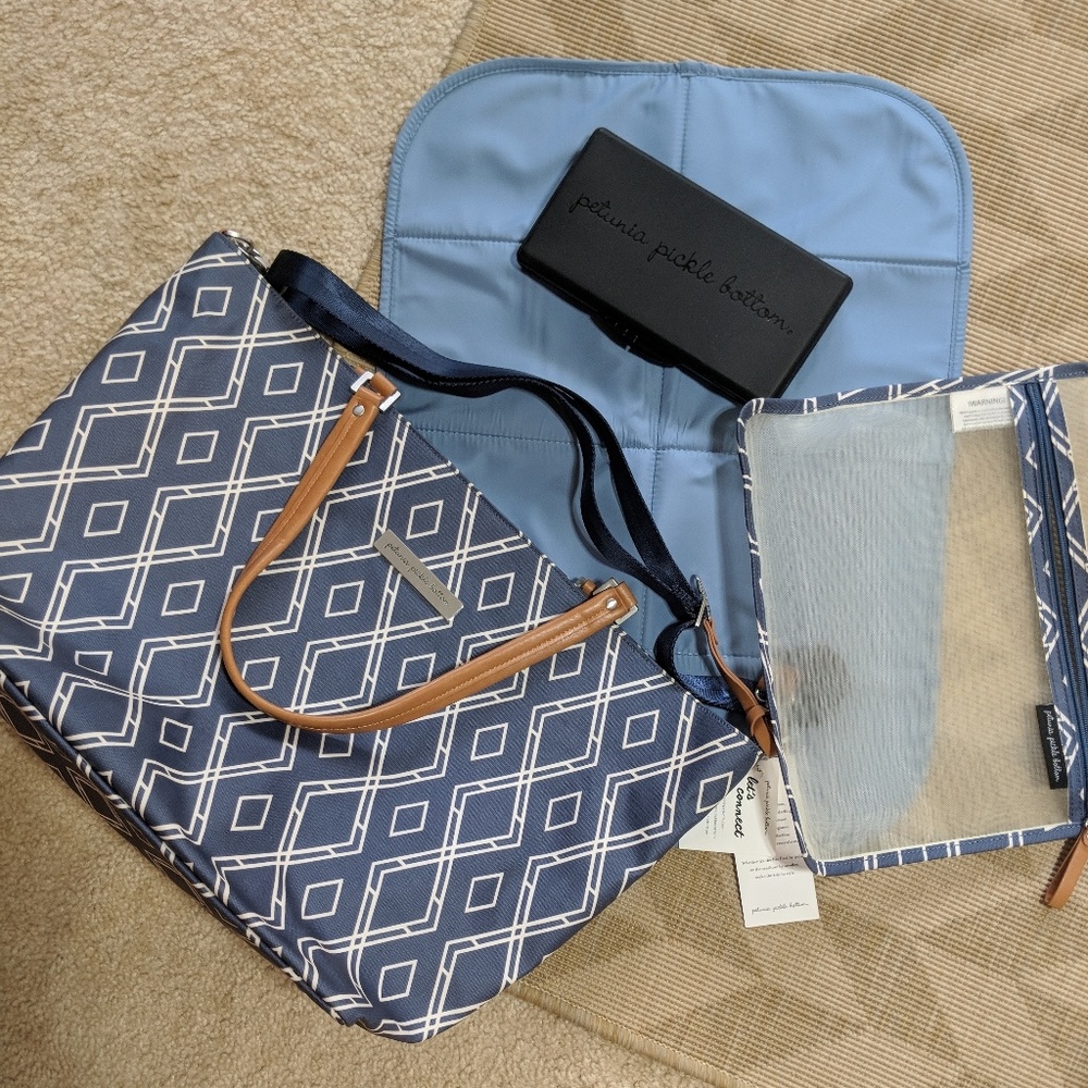 Petunia Pickle Bottom Altogether Tote Diaper Bag